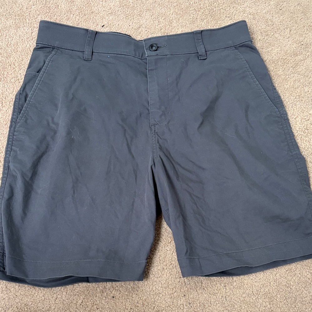 Nike Men's Charcoal Flat Front Shorts